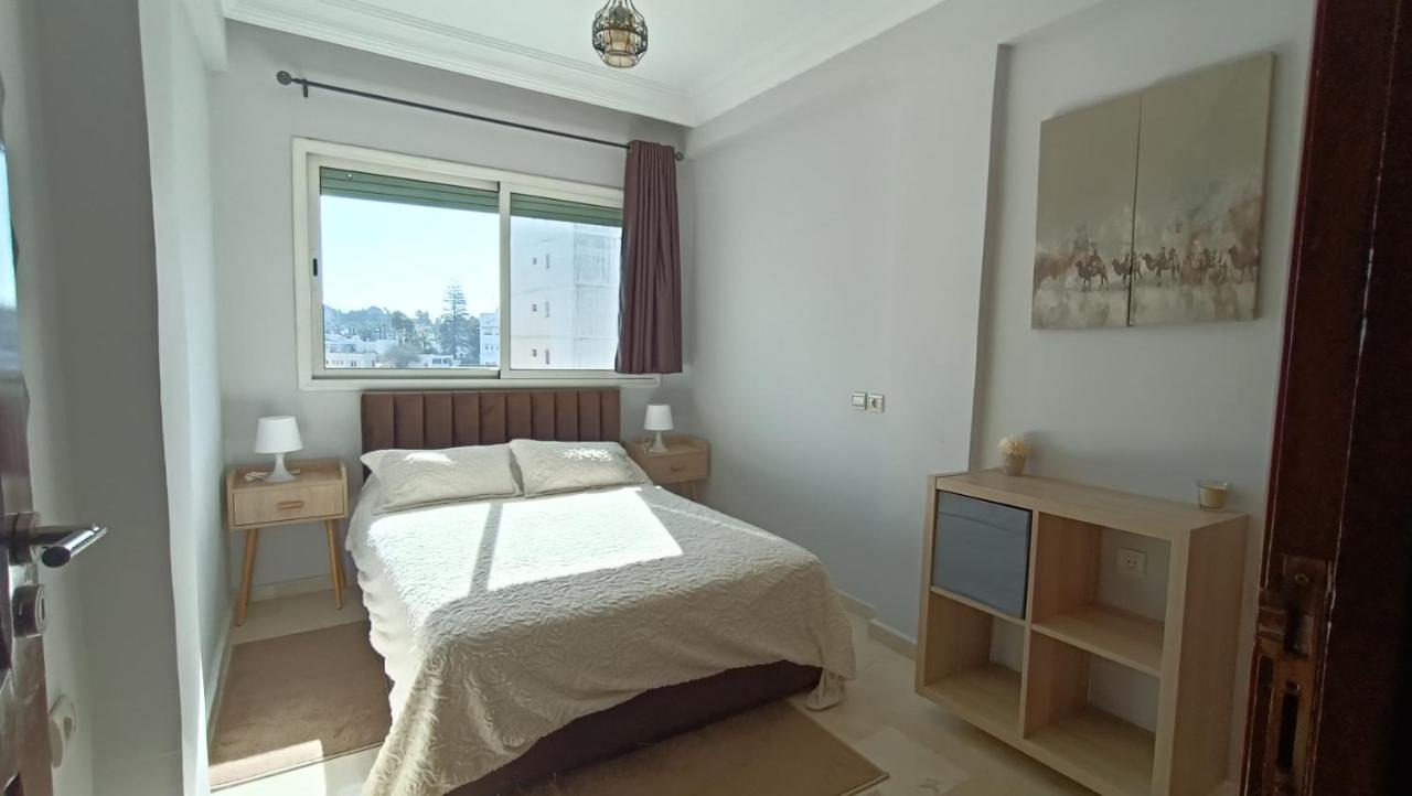 Beautiful 2 Bedrooms In *