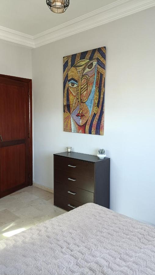 Beautiful 2 Bedrooms In *